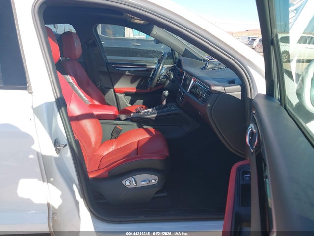2021 PORSCHE MACAN WP1AA2A50MLB06104 Photo 4