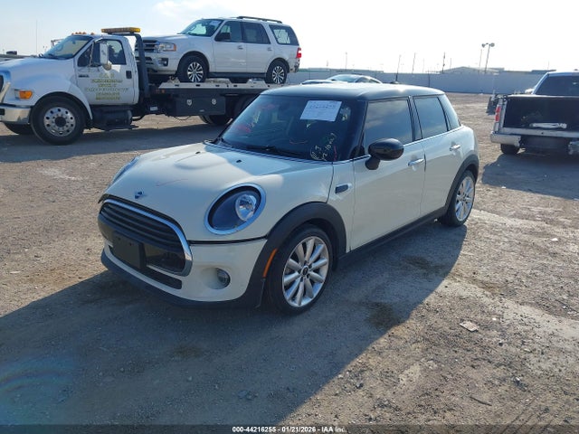 2020 MINI HARDTOP WMWXU7C04L2L89965 Photo 1