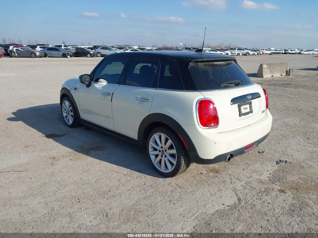 2020 MINI HARDTOP WMWXU7C04L2L89965 Photo 2