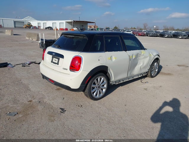 2020 MINI HARDTOP WMWXU7C04L2L89965 Photo 3