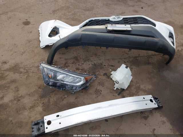 2T3W1RFV1MC134873 Toyota Rav4 Xle