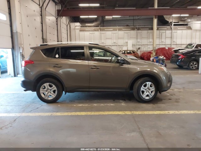 Toyota RAV4 LE 2014 JTMBFREV5ED057195 Image 13