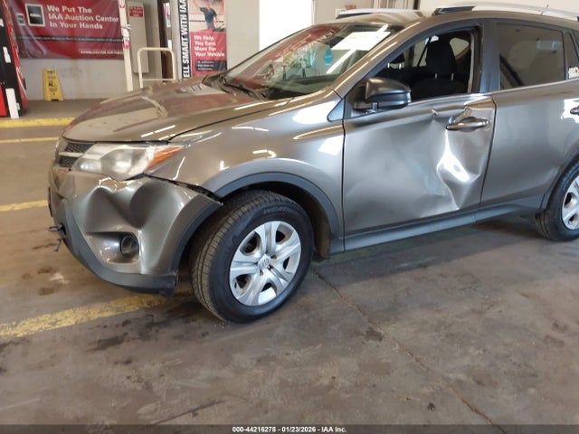 Toyota RAV4 LE 2014 JTMBFREV5ED057195 Image 6