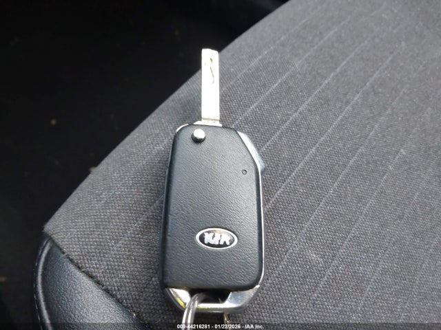 44216281 :رقم المزاد ، KNDEUCAA1M7047229 vin ، 2021 Kia Seltos S مزاد بيع