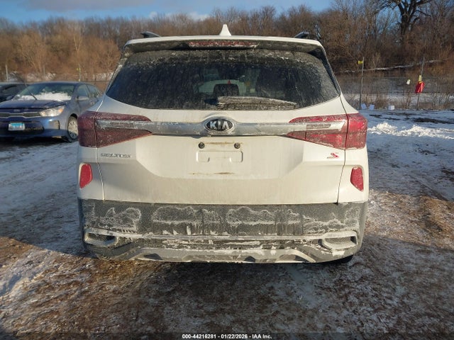 44216281 :رقم المزاد ، KNDEUCAA1M7047229 vin ، 2021 Kia Seltos S مزاد بيع