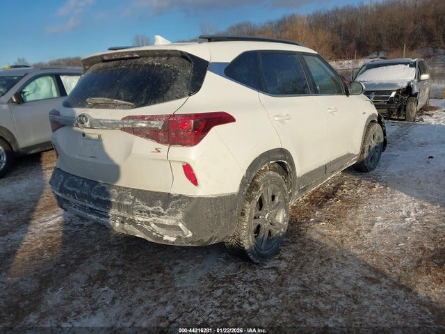 44216281 :رقم المزاد ، KNDEUCAA1M7047229 vin ، 2021 Kia Seltos S مزاد بيع