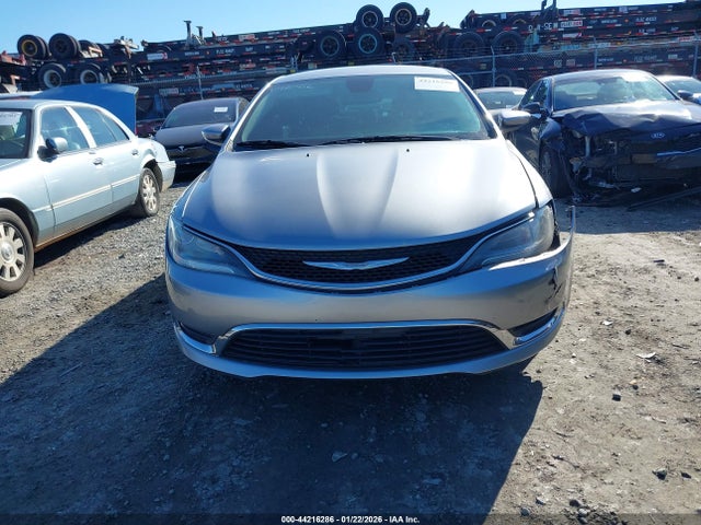 Chrysler 200 Limited 2015 1C3CCCAB2FN607488 Image 12
