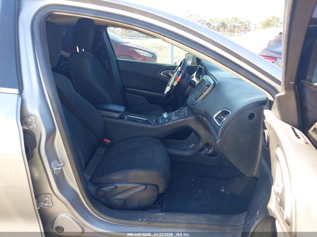 Chrysler 200 Limited 2015 1C3CCCAB2FN607488 Image 5