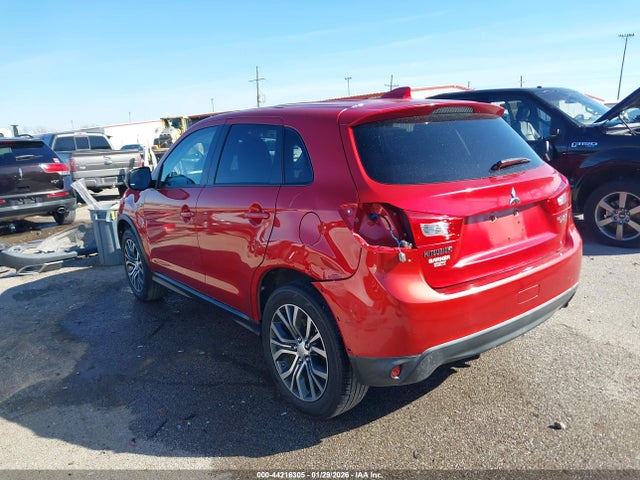 2017 MITSUBISHI OUTLANDER SPORT JA4AP3AUXHZ046620 Photo 2