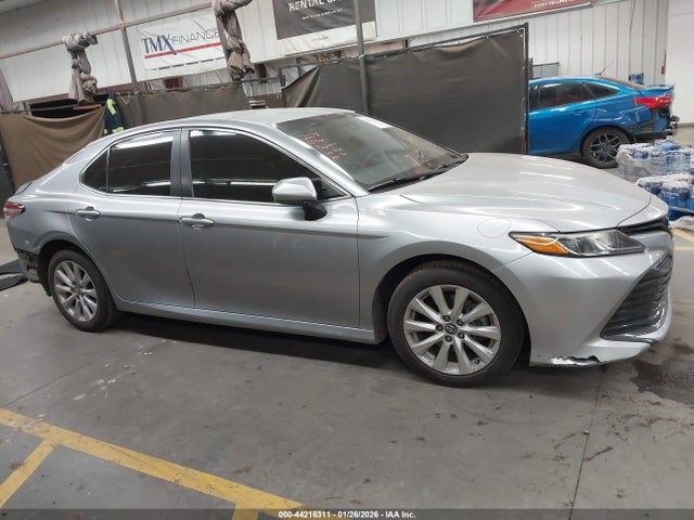 4T1B11HK1JU607127 Toyota CAMRY LE