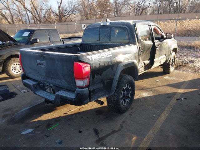 2022 Toyota Tacoma Trd Off Road მანქანა იყიდება აუქციონზე, vin: 3TMCZ5ANXNM477324, აუქციონის ნომერი: 44216339