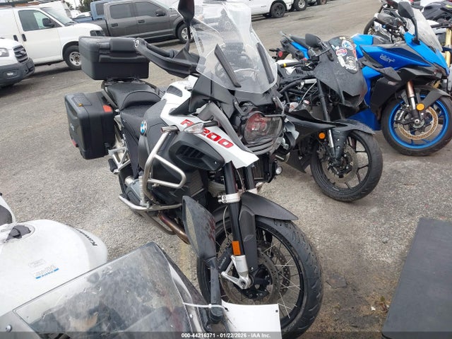 2017 BMW R1200 WB10A1200HZ667560