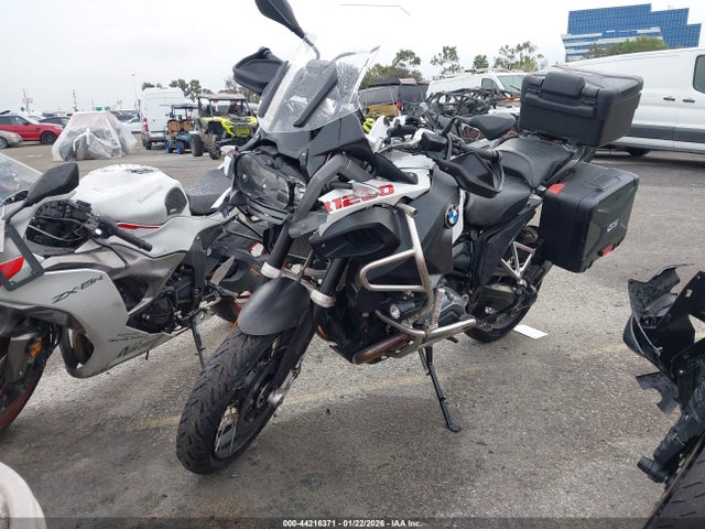 2017 BMW R1200 WB10A1200HZ667560 Photo 1
