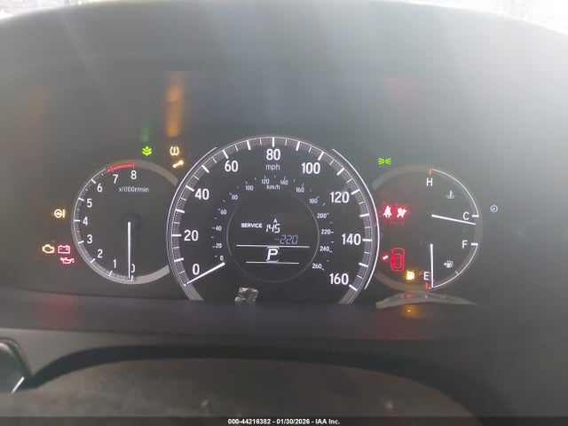Продажа на аукционе авто 2017 Honda Accord Lx, vin: 1HGCR2F31HA195646, номер лота: 44216382