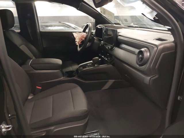 44216383 :رقم المزاد ، 1GCPTEEK6T1136788 vin ، 2026 Chevrolet Colorado Trail Boss 4wd مزاد بيع
