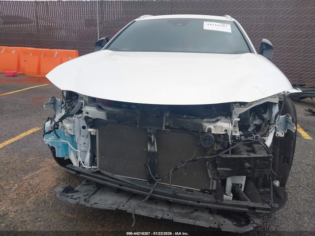 JTHX9JBH9L2035902 Lexus UX 250H