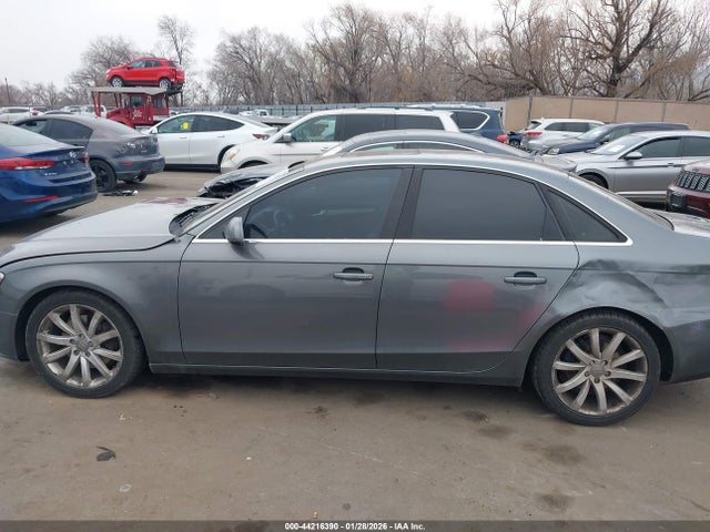 2013 Audi A4 2.0t Premium მანქანა იყიდება აუქციონზე, vin: WAUFFAFL8DN005193, აუქციონის ნომერი: 44216390