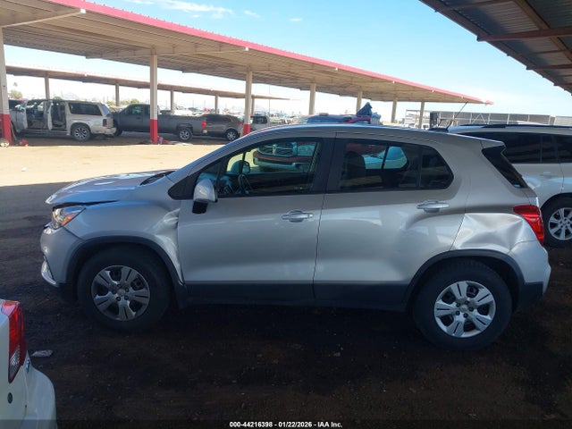 Chevrolet TRAX LS 2018 KL7CJKSB9JB722087 Image 14