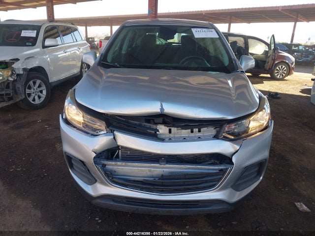 Chevrolet TRAX LS 2018 KL7CJKSB9JB722087 Image 6