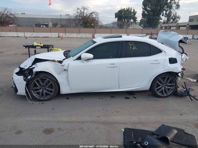 44216407 :رقم المزاد ، JTHBA1D22H5049334 vin ، 2017 Lexus Is 200t مزاد بيع