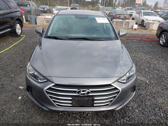 5NPD84LF4JH373970 Hyundai ELANTRA SEL