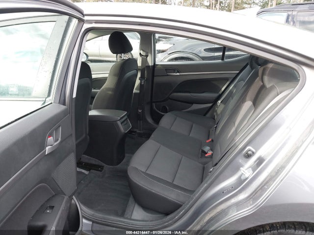 5NPD84LF4JH373970 Hyundai ELANTRA SEL