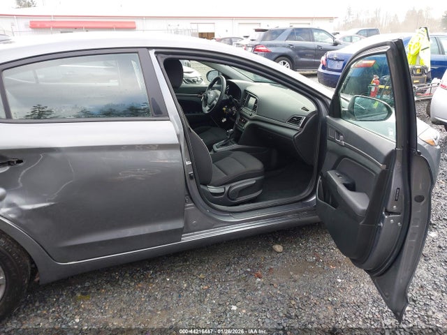 5NPD84LF4JH373970 Hyundai ELANTRA SEL