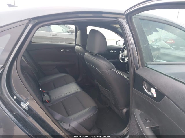 3KPF54AD2RE824784 KIA Forte Gt-line