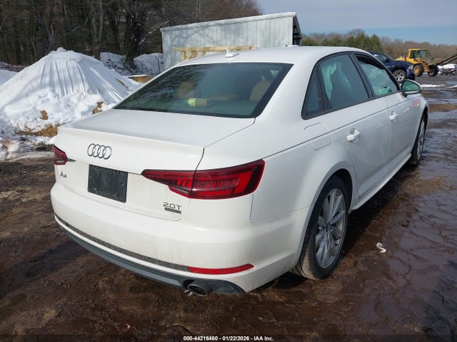 2018 AUDI A4 WAUDNAF4XJA077115 Photo 3
