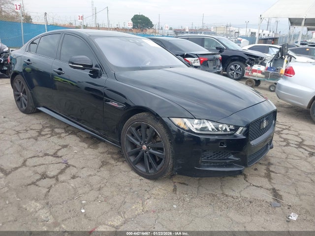 2017 JAGUAR XE SAJAL4BV0HCP14945