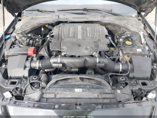 2017 JAGUAR XE SAJAL4BV0HCP14945 Photo 9