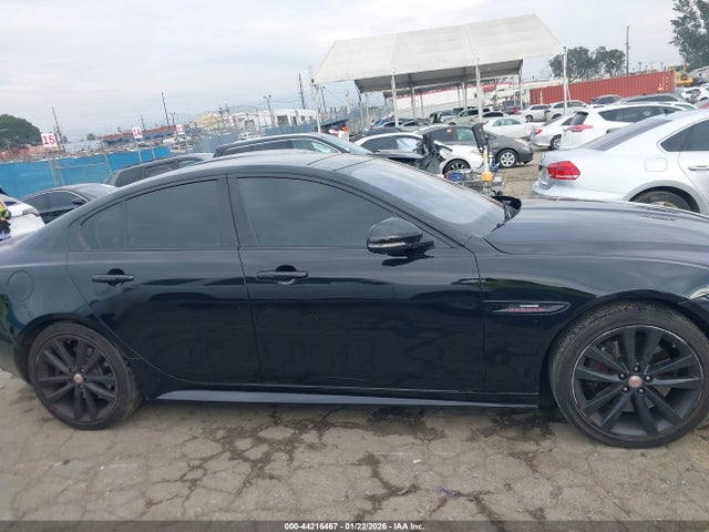 SAJAL4BV0HCP14945 Jaguar Xe 35t R-sport