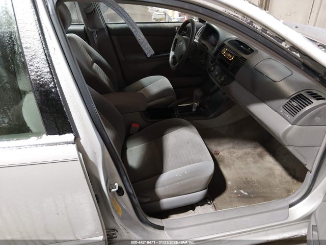 Aukcja sprzedaży 2005 Toyota Camry Le, vin: 4T1BE30K45U040672, numer aukcji: 44216471