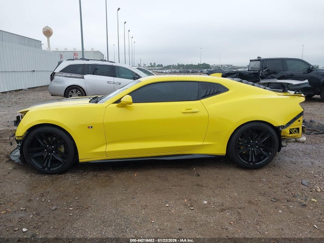 Chevrolet Camaro 1lt 2018 1G1FB1RS0J0128344 Image 15