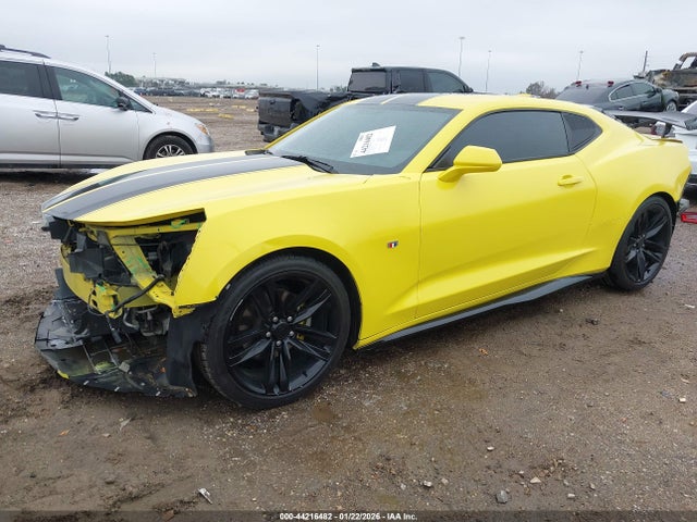 Chevrolet Camaro 1lt 2018 1G1FB1RS0J0128344 Image 2