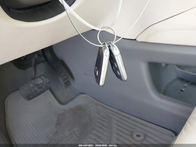 2017 CADILLAC XT5 1GYKNBRS8HZ241445 Photo 10