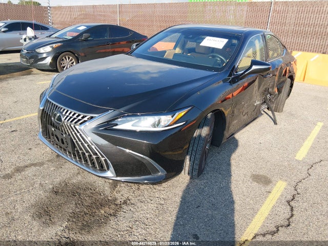 58ADA1C17SU060186 Lexus ES 300H