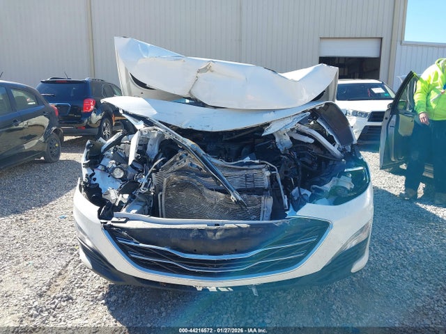 1G1ZD5ST0RF140696 Chevrolet Malibu Fwd 1lt