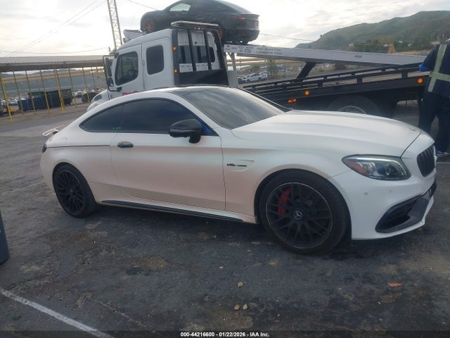 WDDWJ8HB1KF831816 Mercedes-Benz Amg C 63 S