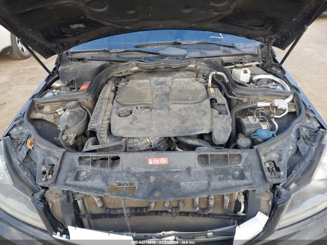 Продаж на аукціоні авто 2013 Mercedes-benz C 300 Sport 4matic, vin: WDDGF8AB0DR252642, номер лоту: 44216606