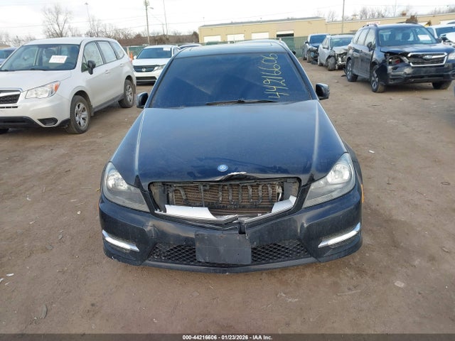 Продаж на аукціоні авто 2013 Mercedes-benz C 300 Sport 4matic, vin: WDDGF8AB0DR252642, номер лоту: 44216606