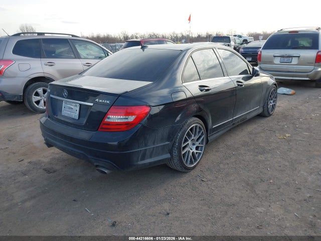 Продаж на аукціоні авто 2013 Mercedes-benz C 300 Sport 4matic, vin: WDDGF8AB0DR252642, номер лоту: 44216606