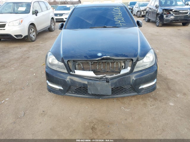 Продаж на аукціоні авто 2013 Mercedes-benz C 300 Sport 4matic, vin: WDDGF8AB0DR252642, номер лоту: 44216606