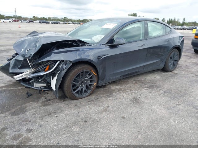 2025 TESLA MODEL 3 5YJ3E1EA3SF985453 Photo 1