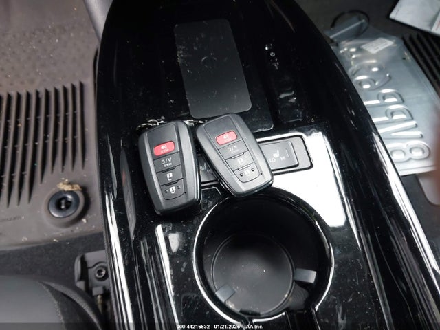 JTDKAMFP4M3174207 Toyota Prius Prime Xle