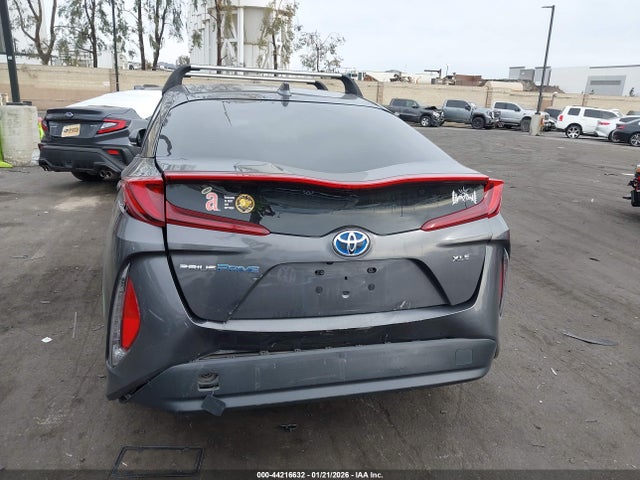 JTDKAMFP4M3174207 Toyota Prius Prime Xle
