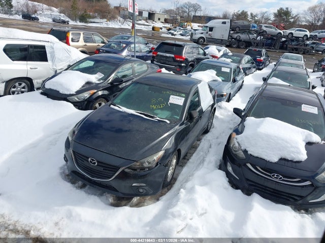 44216643 :رقم المزاد ، 3MZBM1V78FM169646 vin ، 2015 Mazda Mazda3 I Touring مزاد بيع