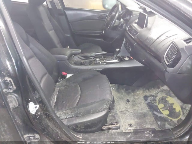 44216643 :رقم المزاد ، 3MZBM1V78FM169646 vin ، 2015 Mazda Mazda3 I Touring مزاد بيع