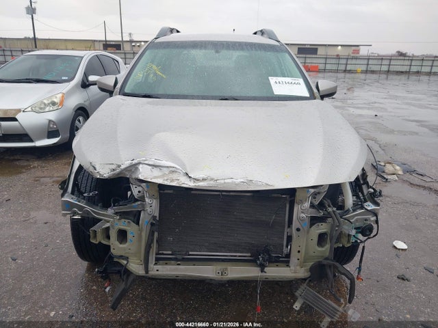 44216660 :رقم المزاد ، 4S4BSACC6J3364482 vin ، 2018 Subaru Outback 2.5i Premium مزاد بيع