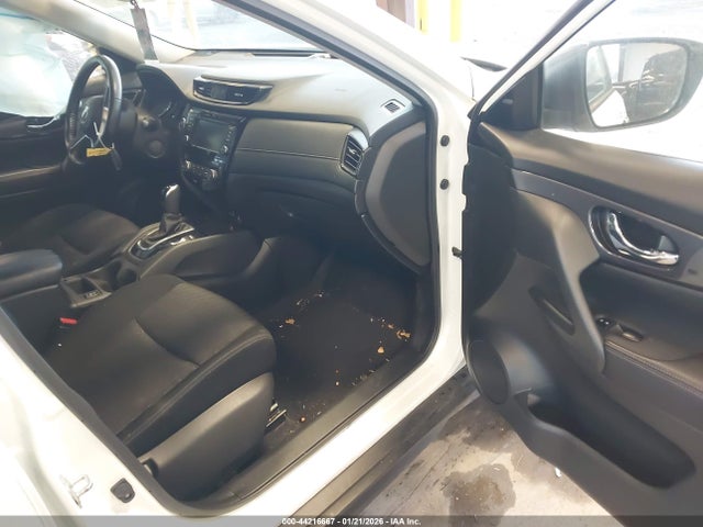 JN8AT2MV4LW105238 Nissan Rogue Sv Intelligent Awd